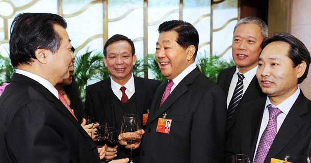 全國政協(xié)辦公廳、中共中央統(tǒng)戰(zhàn)部宴請港澳地區(qū)全國政協(xié)委員