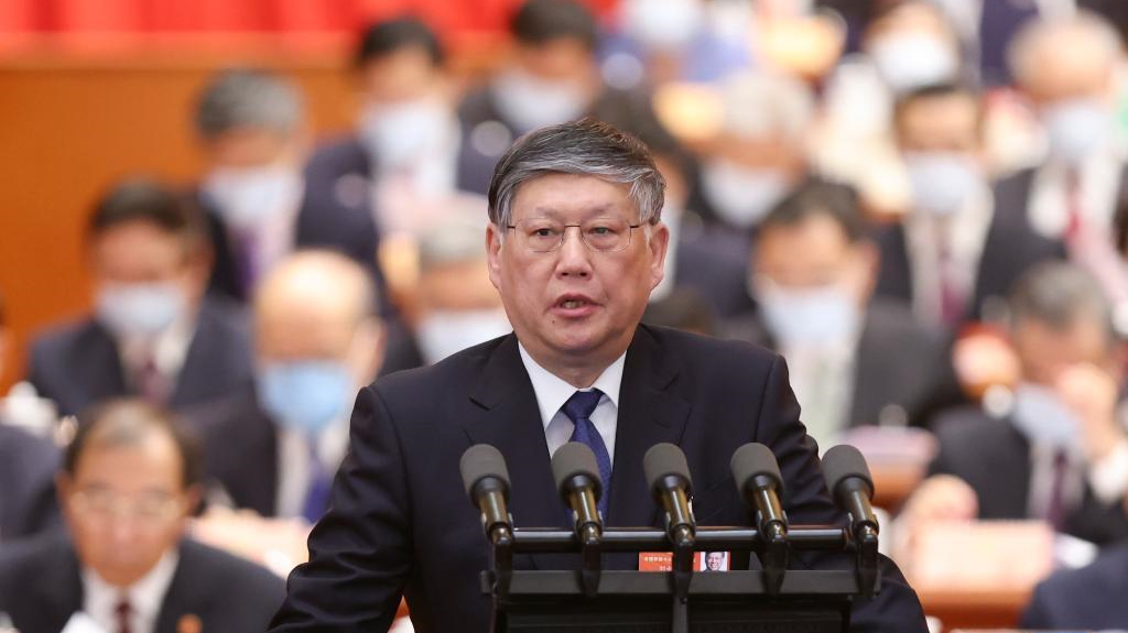 劉新成作提案工作情況報告