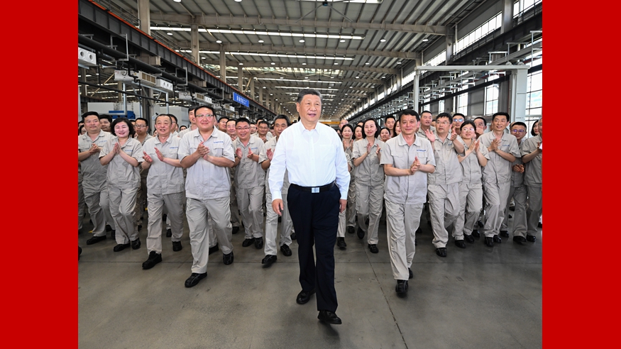 習(xí)近平在河南洛陽(yáng)市考察調(diào)研