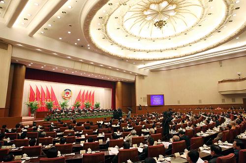 10月22日，政協(xié)十一屆全國(guó)委員會(huì)常務(wù)委員會(huì)第十五次會(huì)議在北京閉幕。中共中央政治局常委、全國(guó)政協(xié)主席賈慶林出席閉幕會(huì)并講話。新華社記者 劉衛(wèi)兵 攝