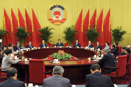 賈慶林主持召開全國政協(xié)第四十三次主席會議