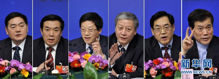 3月9日，全國(guó)政協(xié)十一屆五次會(huì)議在北京梅地亞中心舉行記者會(huì)，（從左至右）李和平、劉長(zhǎng)銘、張平、鐘秉林、郗杰英、趙麗宏委員就“促進(jìn)教育公平提高教育質(zhì)量”回答記者提問(wèn)。新華社記者 王鵬 攝