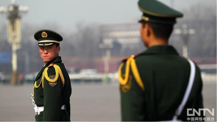2012年3月9日，2012年全國(guó)兩會(huì)在北京舉行。武警執(zhí)勤。