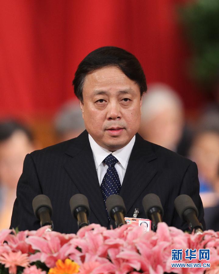 武維華委員代表九三學(xué)社中央作《完善科技評價獎勵制度營造良好科研環(huán)境》的發(fā)言
