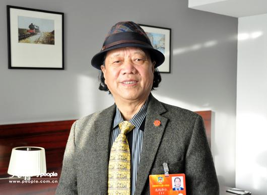 十二屆全國政協(xié)委員、中央文史研究館館員、班禪畫師尼瑪澤仁 攝影：人民網(wǎng)記者 羅旭