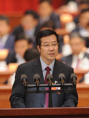 3月8日，全國政協(xié)十二屆一次會議在北京人民大會堂舉行第三次全體會議。這是王長江委員作《從幾個案例看頂層設計的迫切性》的發(fā)言。新華社記者 張鐸 攝