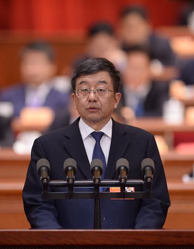3月8日，全國政協(xié)十二屆一次會議在北京人民大會堂舉行第三次全體會議。這是孫貴寶委員作《盡快制止中央某些政策法規(guī)“空轉(zhuǎn)”》的發(fā)言。新華社記者 王曄 攝