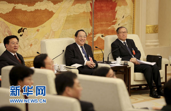 2013年3月5日，俞正聲參加十二屆全國人大一次會議湖北代表團(tuán)的審議。 新華社記者丁林?jǐn)z